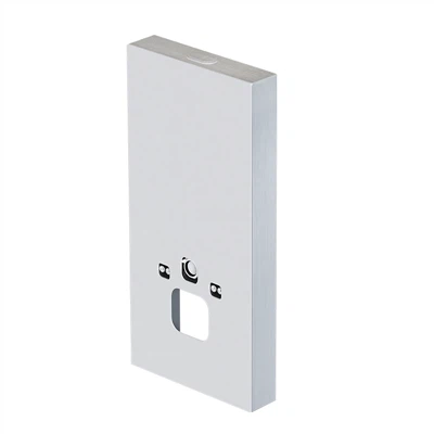 Nástenná splachovacia nádržka na WC